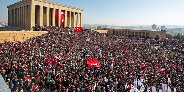 Mustafa Kemal Atatürk'ün ölümünün 78. yılında anılıyor