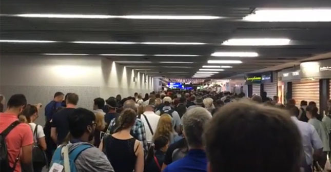 Frankfurt Havalimanı'nda korku dolu anlar yaşandı